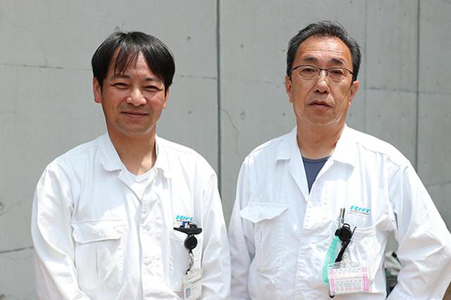画像: 今回のカブシリーズの整備にあたったホンダテクノフォートの橋本氏㊨と亀田氏