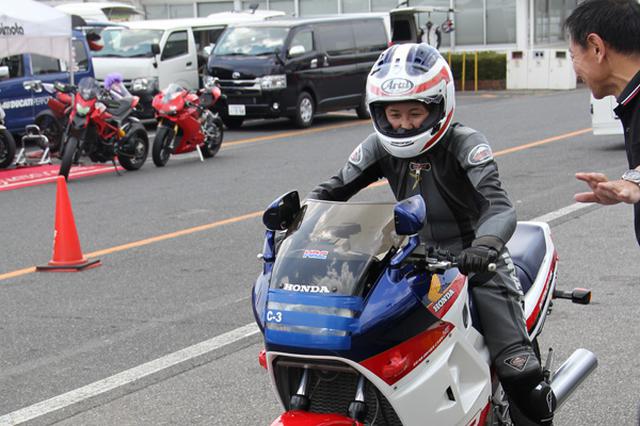画像1: クシタニライディングミーティング 「サーキットの敷居を下げる」 平日の筑波に180人超が楽しむ