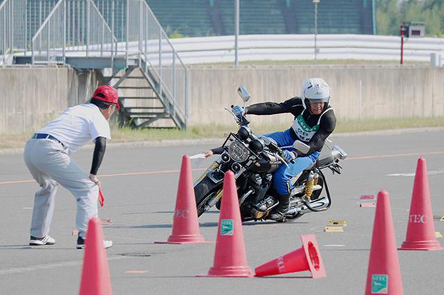 画像: 大型二輪クラス(写真はコンビスラ競技)