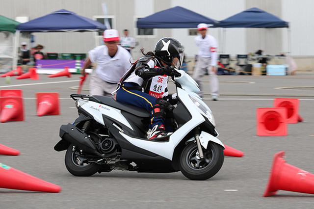 画像: 女性クラス(写真はコーススラローム競技)