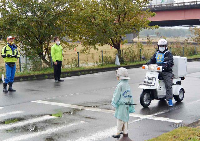 画像: 法規走行競技