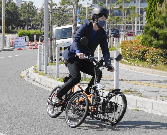 画像: フル電動車仕様の試乗模様 高い走行操作性とスタイリングも自由な生活を楽しむための新モビリティの特長に