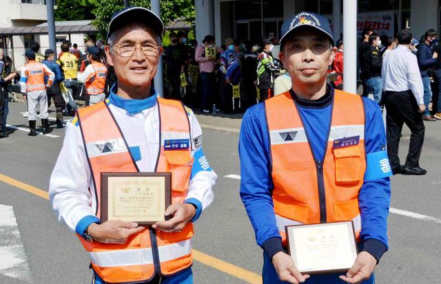 21年度 優良安全運転指導員等表彰 41都道府県から48名 顕著な