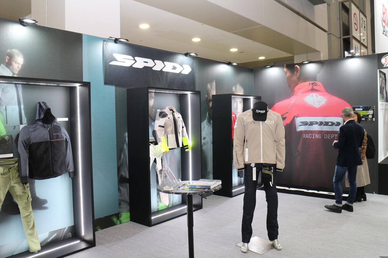 画像: ハイテク・プレミアム性を印象付けたＳＰＩＤＩコーナー