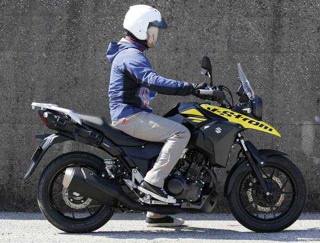 画像1: スズキ「Vストローム250 ABS」 ライディング・ポジションと足つき性