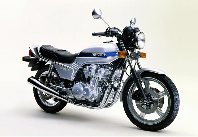 画像: CB750Fの初期モデルが79年式の型式名「750FZ」 この1年前にCB900Fがデビューしています