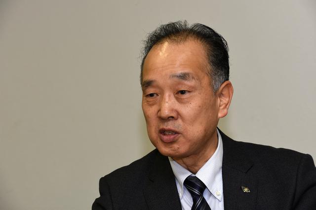画像: 川崎重工 モーターサイクル&エンジンカンパニー プレジデント 堀内勇二さん 愛車はZ1100Rで、休日はツーリングに走り回っているようです!