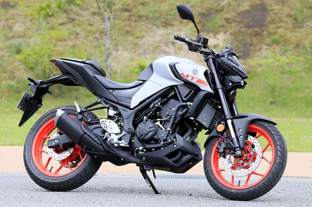 画像: YAMAHA MT-25 総排気量:249cc メーカー希望小売価格:62万1500円(MT-25の2020年モデルはABS仕様車のみラインナップ) 2020年モデルの発売日:2020年3月28日(モデルチェンジしたのはこの2020年モデルから)