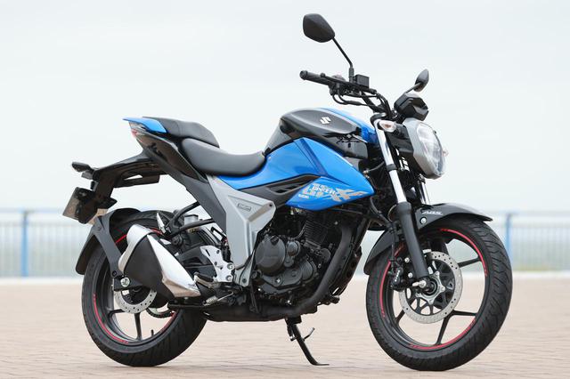 画像: SUZUKI ジクサー150 総排気量:154cc エンジン形式:空冷4ストSOHC2バルブ単気筒 発売日:2020年3月4日 メーカー希望小売価格:税込35万2000円