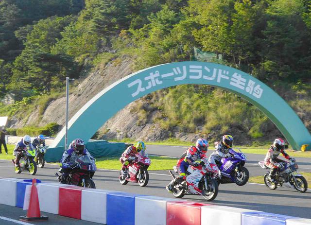 画像: 白熱のスタート模様(画像はスプリント戦/ショップ対抗クラス)