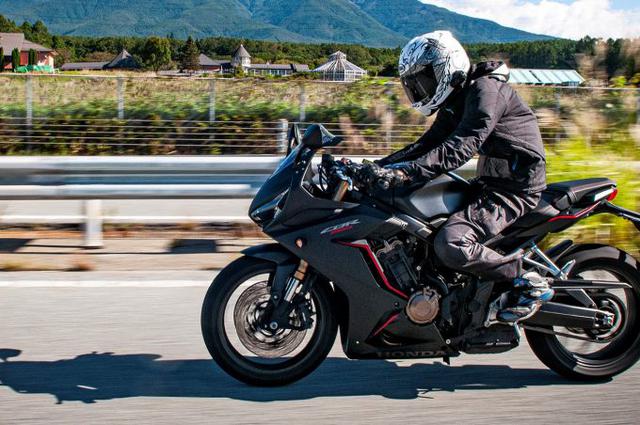 画像3: CBR650Rで高速道路は快適に走れる?