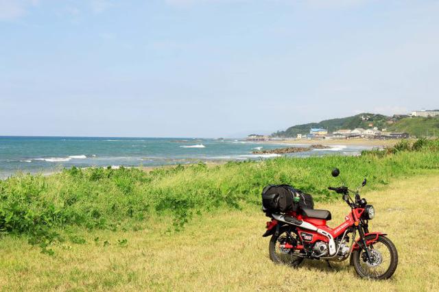 画像4: ライダーたちの視線が熱い! 子どもに手を振られるCT125・ハンターカブ