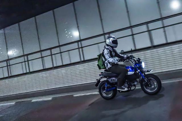 画像3: 街乗りは快適そのもの! ストリートバイクとしても完成されている