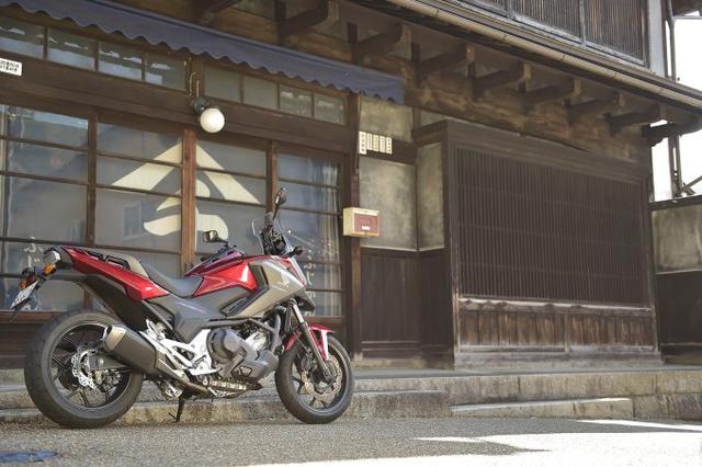 画像2: NC750X<DCT>はストップ&ゴーが快適の極み