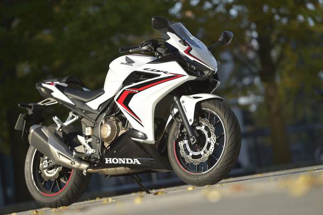 画像1: CBR400Rは見た目とのギャップが大きい!