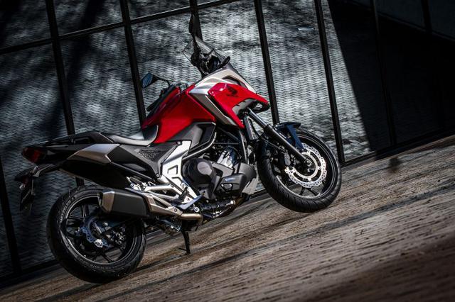 画像1: 軽量化にも成功した新型『NC750X』シリーズ