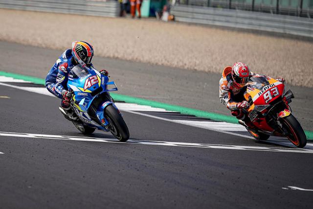 画像1: スズキのMotoGPマシンを疑似体験!