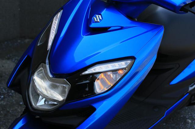画像1: 原付二種スクーターの『違いがわかる人』にこそおすすめしたい。この125ccはバイクとして“こだわり”の塊です! 【穴が空くまでスズキを愛でる/スウィッシュ 試乗インプレまとめ】