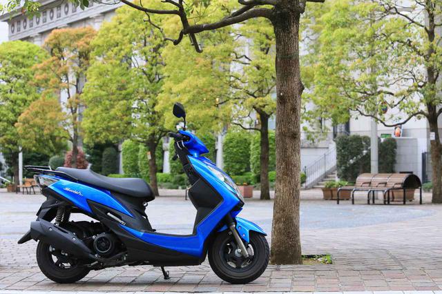 画像: SUZUKI SWISH(スウィッシュ) 総排気量:124cc メーカー希望小売価格(税込):32万4500円