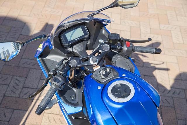画像4: GSX-R125は『車体のホールドしやすさ』が段違い!