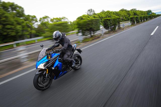 画像4: バイクにはスズキ『GSX-S1000F』をセレクト!