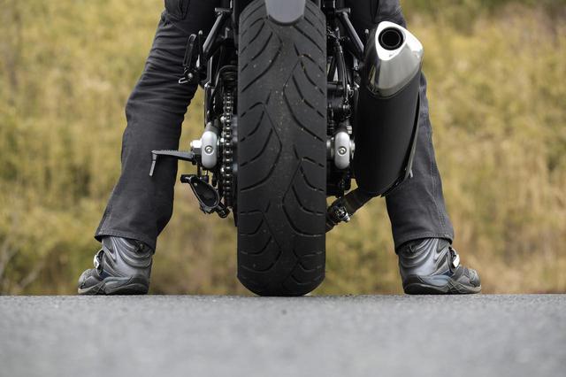 画像3: SV650Xは、ハンドルがけっこうガチ!