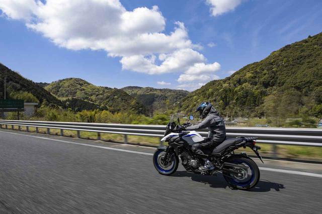 画像: 高速道路でVストローム650に戦慄