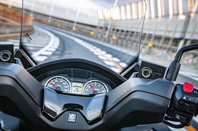 画像6: 街乗りの使いやすさを向上させつつ、400ccバイクとしてスポーティな走りも!
