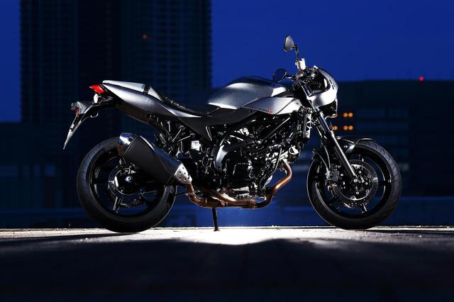 画像: SV650Xはある意味『スズキの伝統』カフェスタイル