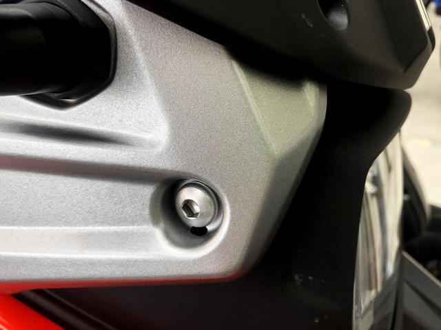 画像3: スズキのバイクにある『謎の穴』の正体は?【スズキ アルティメットクイズ⑦/難易度☆☆】