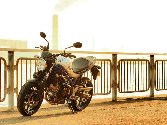 画像2: シンプルに『バイクで走ること』は好きですか?