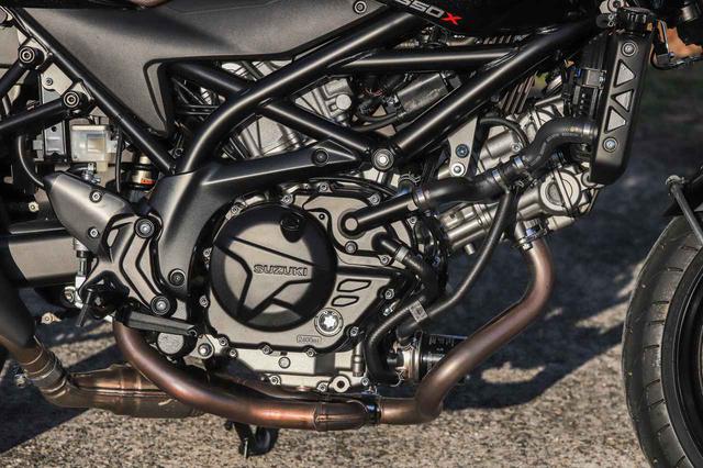 画像2: 650ccだからといって『SV650X』にパワー不足は一切ない