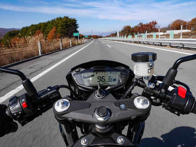 画像1: 650ccだからといって『SV650X』にパワー不足は一切ない