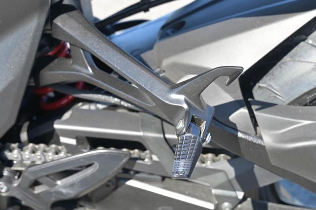 画像4: KATANAは意外なほど「ツーリング性能」が高い!
