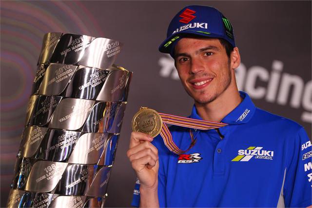 画像2: MotoGPのチャンピオンライダーは次のシーズンで栄光の『ゼッケン1』を使うことが許される