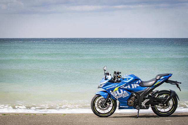 画像1: 300kmツーリングでも、ぜんぜん疲れなかった250ccフルカウルスポーツ