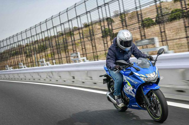 画像2: ジクサーSF250の油冷エンジンは単気筒でも高回転まで回る!