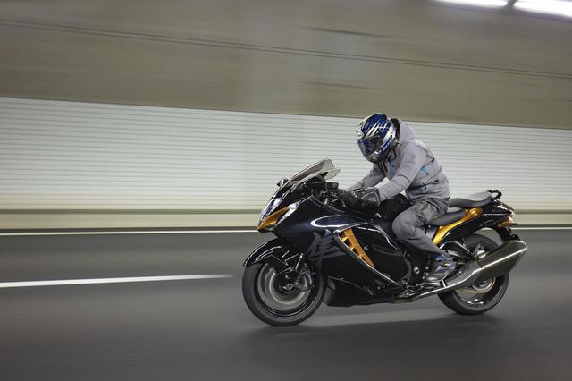 画像4: 傑作エンジンのパワーを受け止める『車体側』の進化