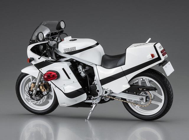 画像3: アニメに登場する『GSX-R750』の白バイがプラモデル化!