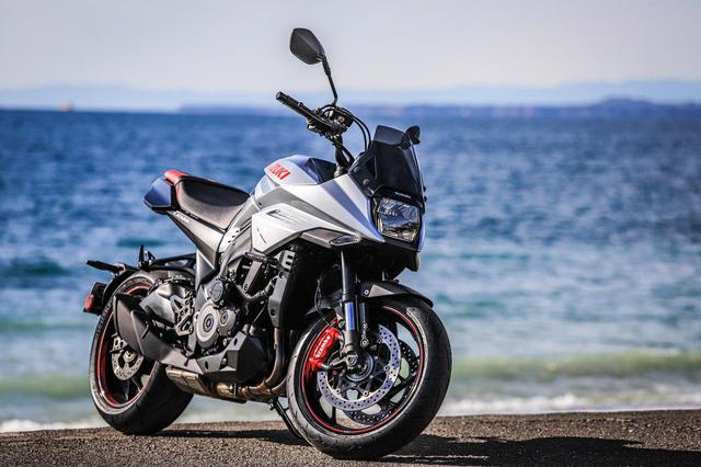 幻の逸品★タグ付き未使用★グッチ DIY カスタム キングスネーク スカジャン 幻の逸品☆タグ付き未使用☆グッチ DIY カスタム キングスネーク