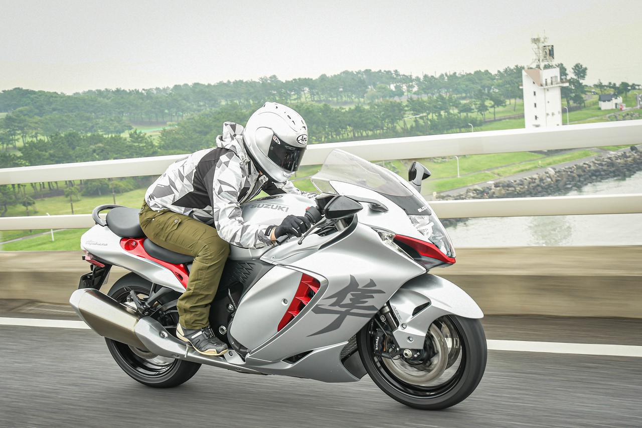 アルティメットスポーツは『街乗り』でも楽しめる?下道ツーリング好きのライダーが新型『隼(ハヤブサ)』実走検証!【個人的スズキ最強説 ...