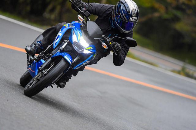 50ccのウイリーキング！ 2スト＆5速ミッションの異色アメリカン