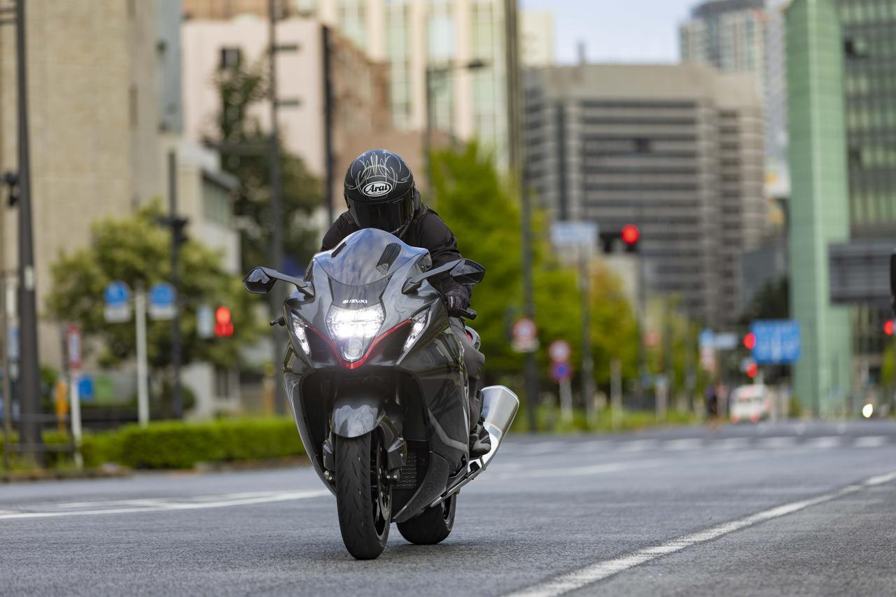 新型『隼』なら「エクストリーム会社員」になれると思ったので実践してみたらこうだった【SUZUKI Hayabusa ツーリングインプレ ...