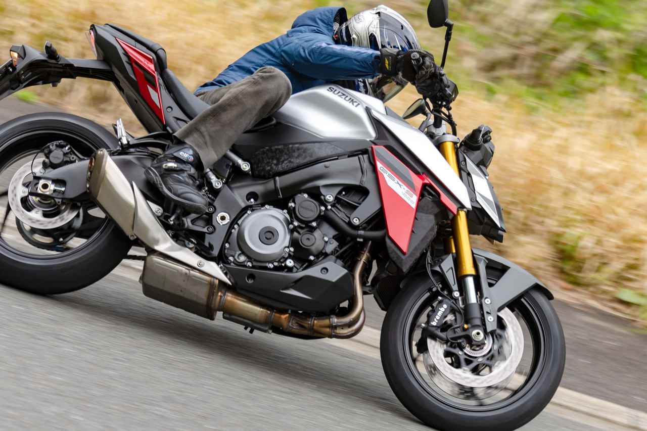 画像: 【スーパースポーツ現象】ネイキッドだけど『GSX-S1000』の走りは「翌日に下半身が筋肉痛になる」レベルだ！- スズキのバイク！