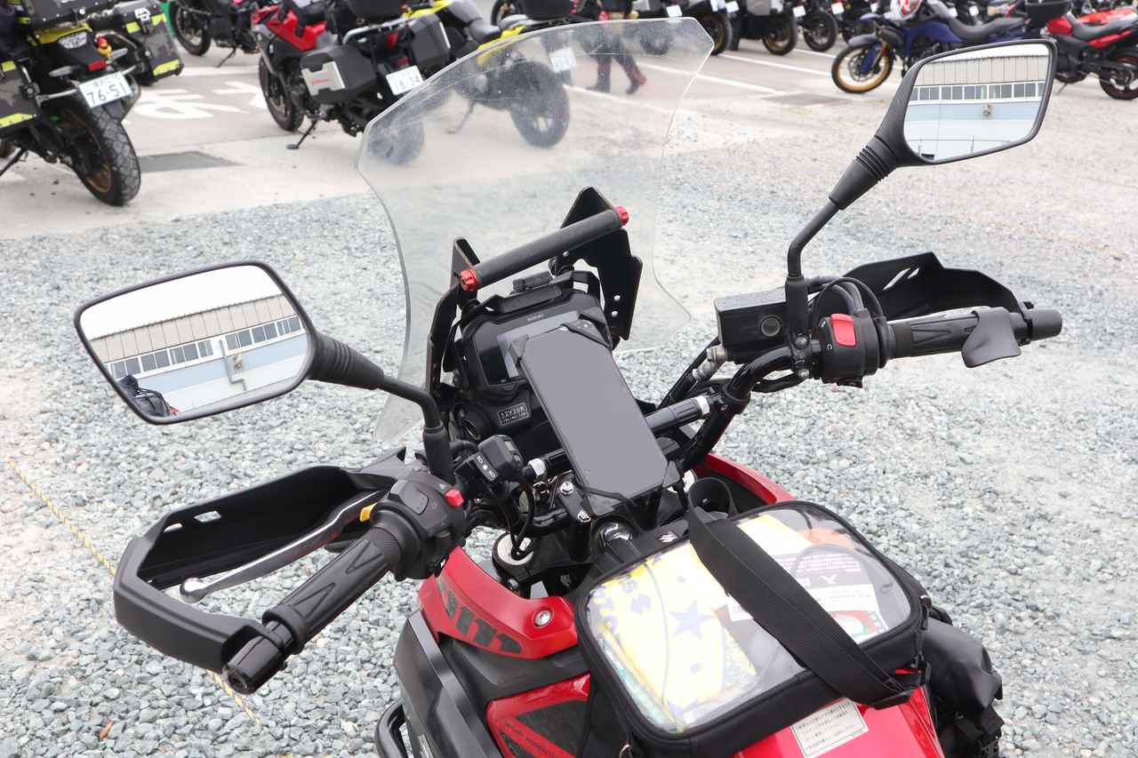 画像1: 一人旅が趣味の21歳ライダーが『Vストローム250』選んだ理由。 積載性・燃費性能ともに十分な頼れる相棒!【SUZUKI HEROES!/スズキ乗り突撃インタビュー V-Strom MEETING 2024編⑤ 】