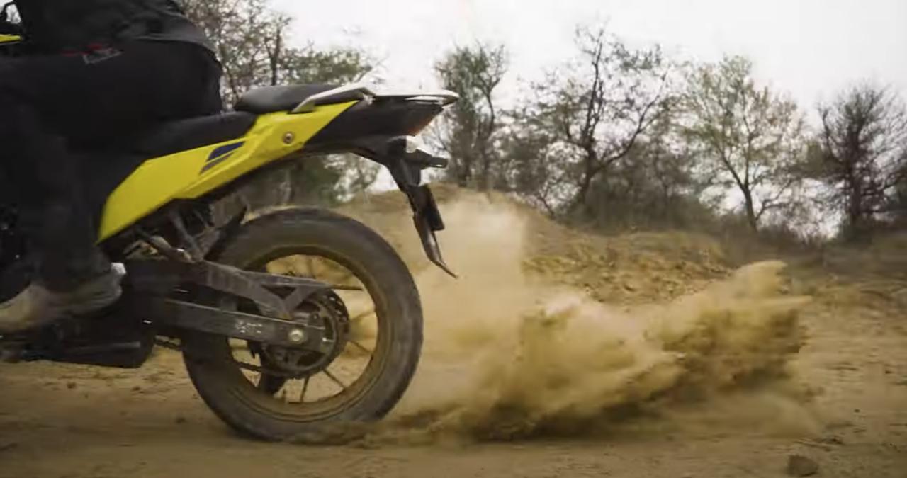 画像2: スズキ『Vストローム250SX』でインド亜大陸横断!? 総距離5000㎞以上走るダカールラリーみたいなイベントが楽しそう⁉ 【スズキのバイク！の動画ニュース】