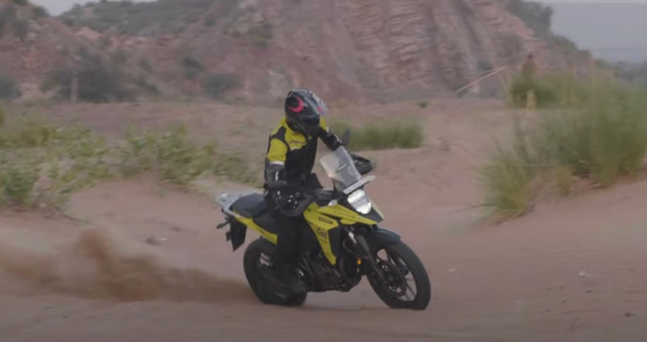 画像7: スズキ『Vストローム250SX』でインド亜大陸横断!? 総距離5000㎞以上走るダカールラリーみたいなイベントが楽しそう⁉ 【スズキのバイク！の動画ニュース】