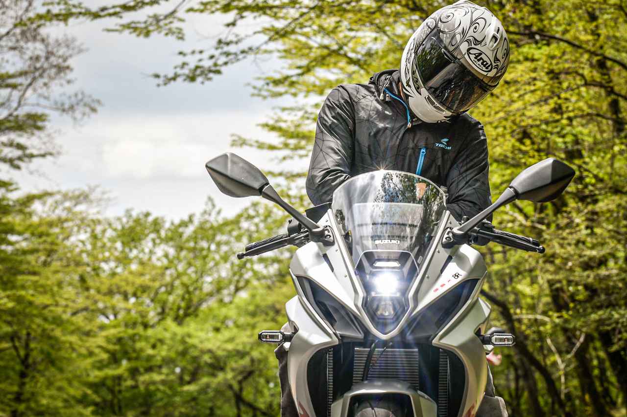 画像4: 正直に言おう! GSX-8Rはネイキッド『8S』みたいにはならなかった! だがしかし……