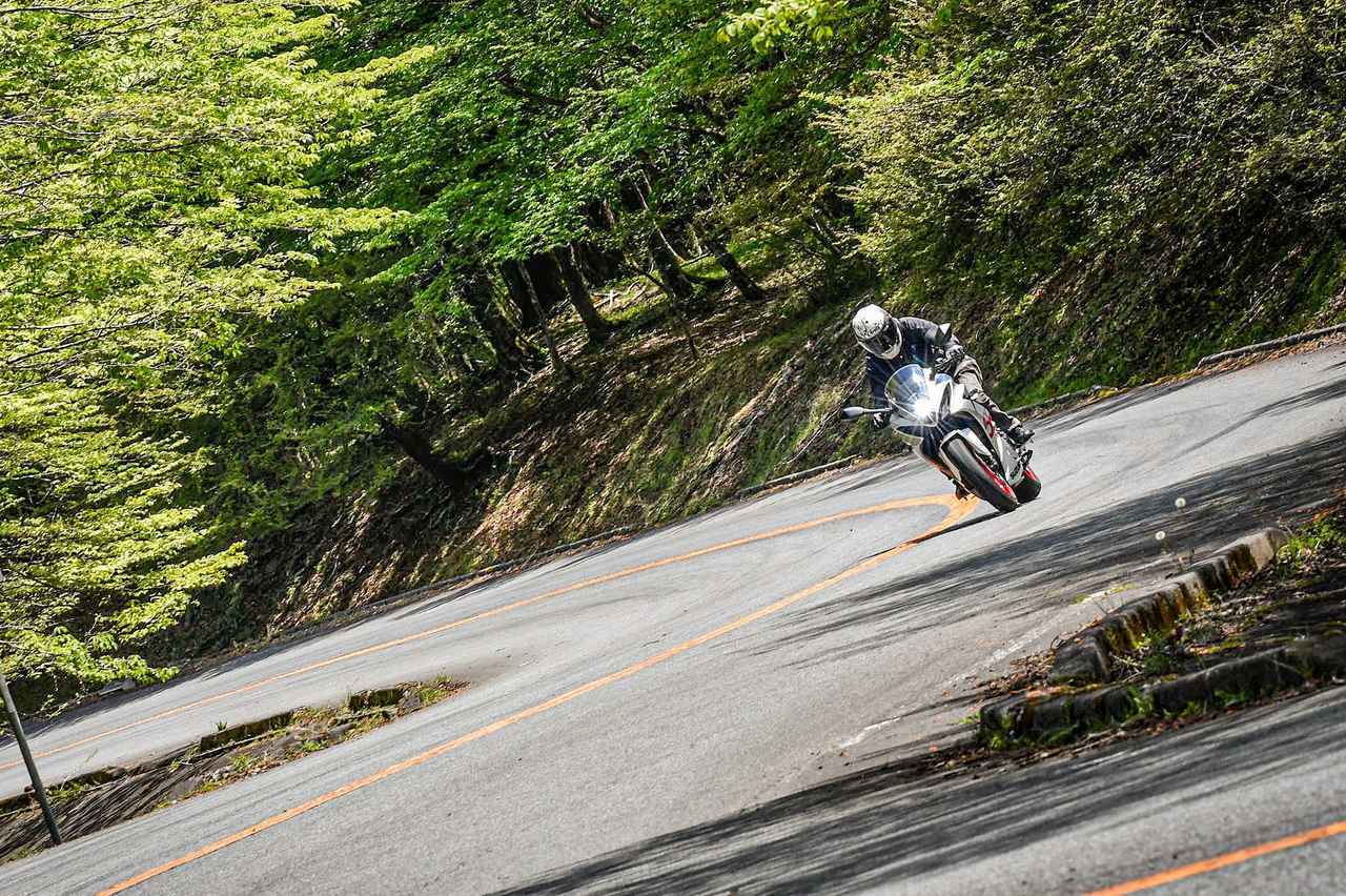 画像2: 正直に言おう! GSX-8Rはネイキッド『8S』みたいにはならなかった! だがしかし……