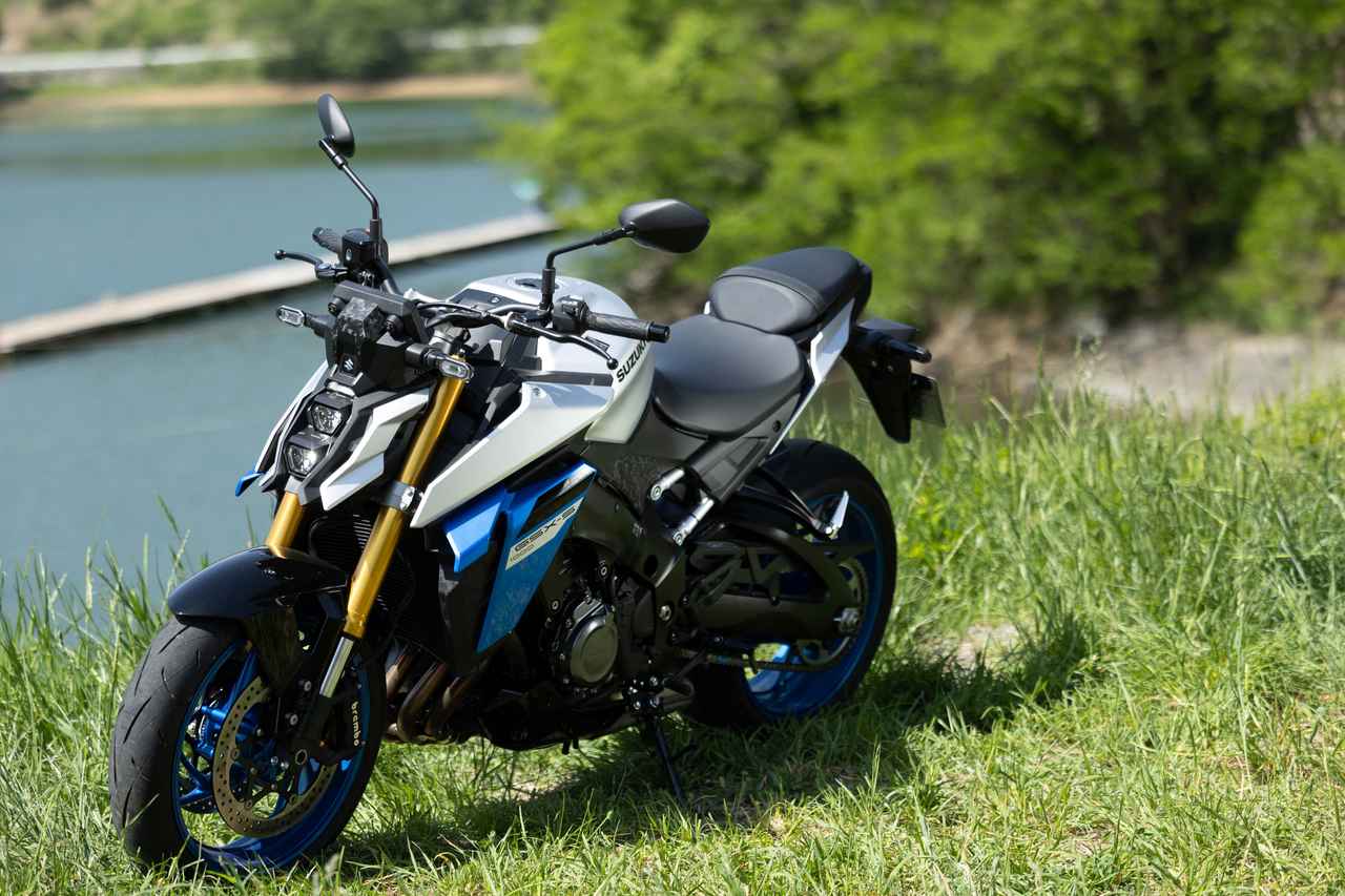 画像1: 街と峠と高速と。トリプルフェイスに魅せられて